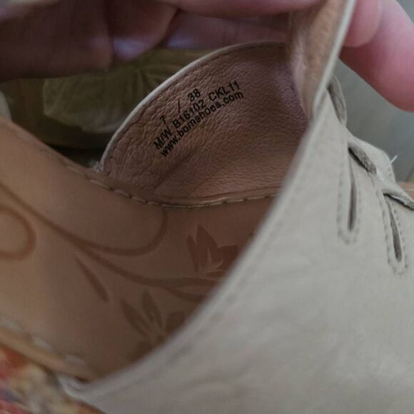 Born Women's Size 7 Cream Leather Floral Espadrille Wedge Sandals - Picture 8 of 9